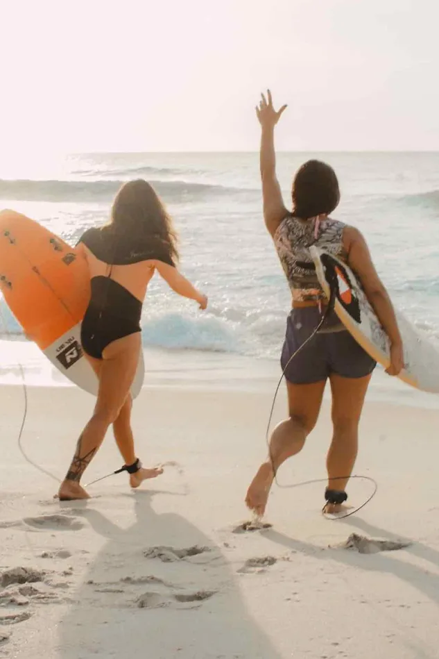 Women Surf Free People Wavehuggers 2 Hour Private Surf Lesson Surf Lesson