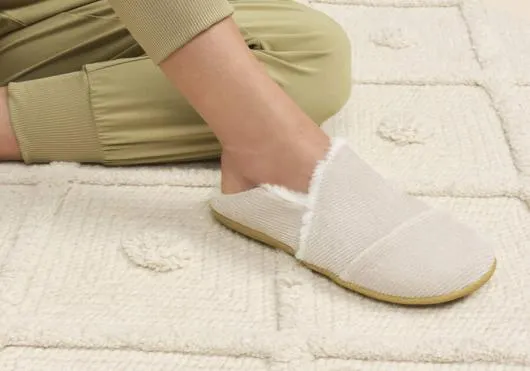 Women WomenIndia Natural Glitter Faux Fur Slipper Natural Glitter TOMS Exclusives